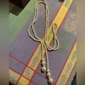 Elegant Pearl Lariat Necklace